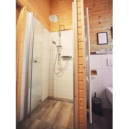 In With Swimming Pool Hébergement de vacances